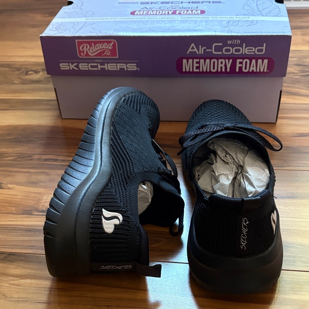 New Big Kids  Skechers Black Knit Sneakers with Air-Cooled Memory Foam